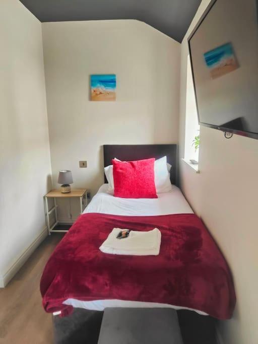 Sloane Modern 2 Bedroom Seafront Apartment Blackpool Exterior photo
