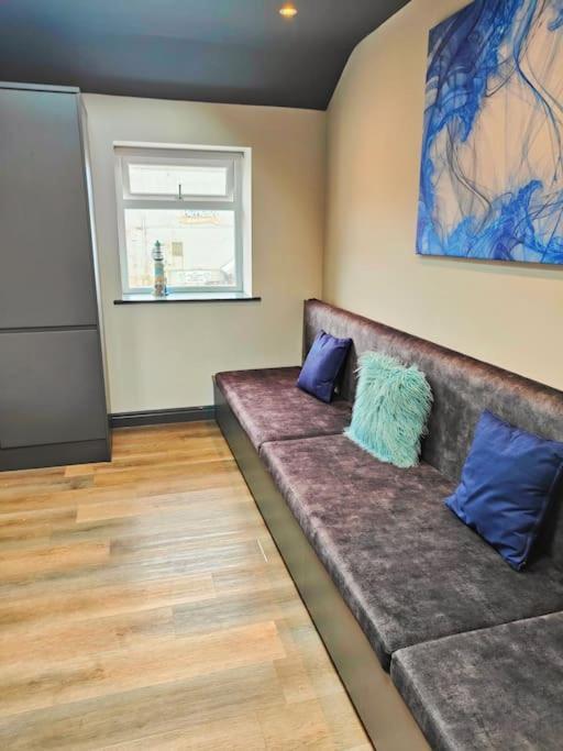 Sloane Modern 2 Bedroom Seafront Apartment Blackpool Exterior photo